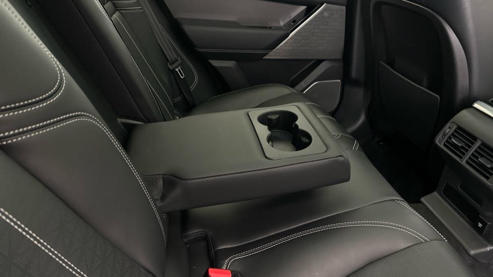 Rear Armrest/ Cup Holder