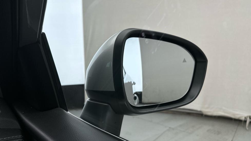 Blind Spot Monitoring System 