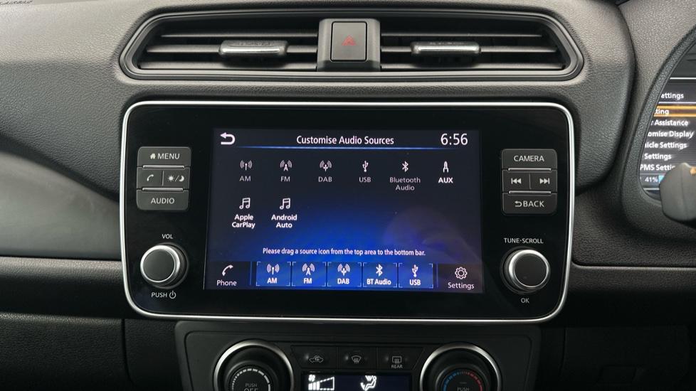 Apple Car Play & Android Auto