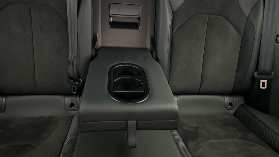 Rear Armrest/ Cup Holder