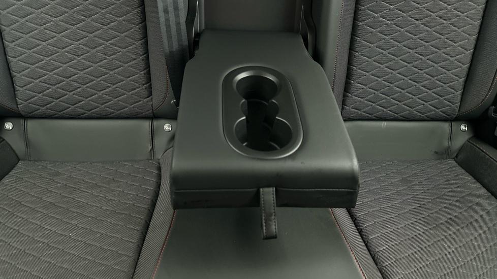 Rear Armrest/ Cup Holder