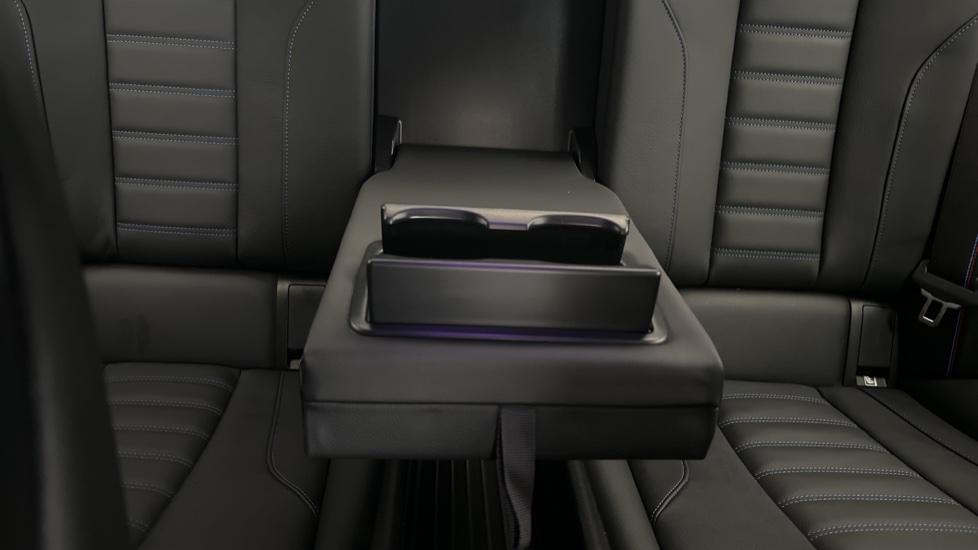 Rear Armrest/ Cup Holder