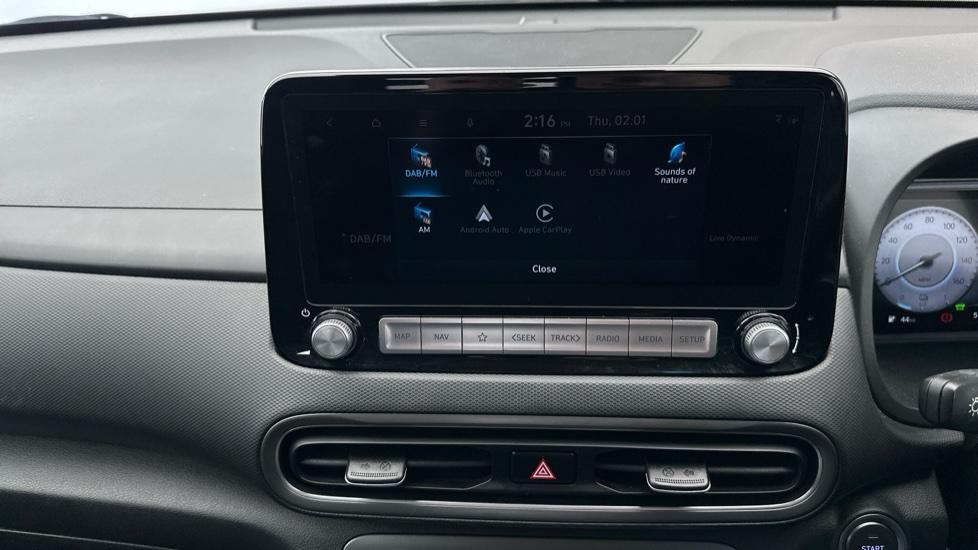 Apple Car Play & Android Auto