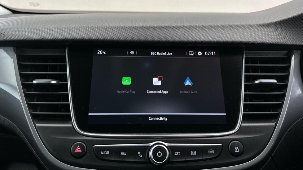 Apple Car Play & Android Auto