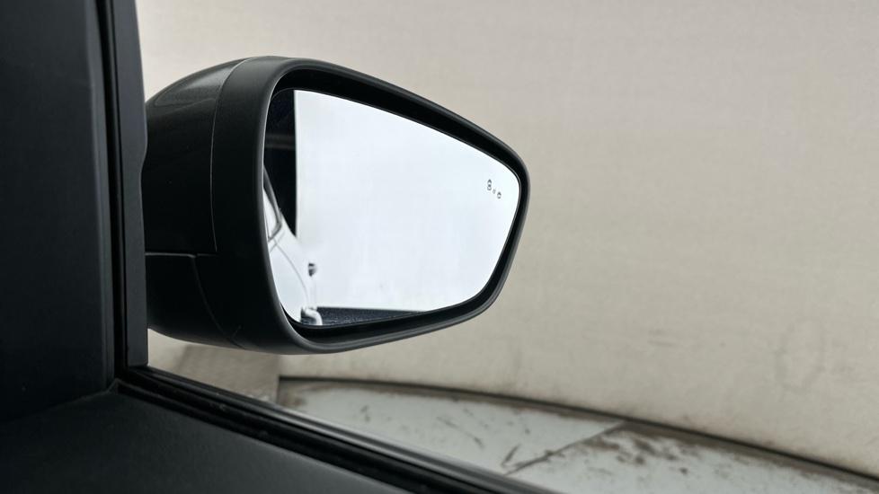 Blind Spot Monitoring System 