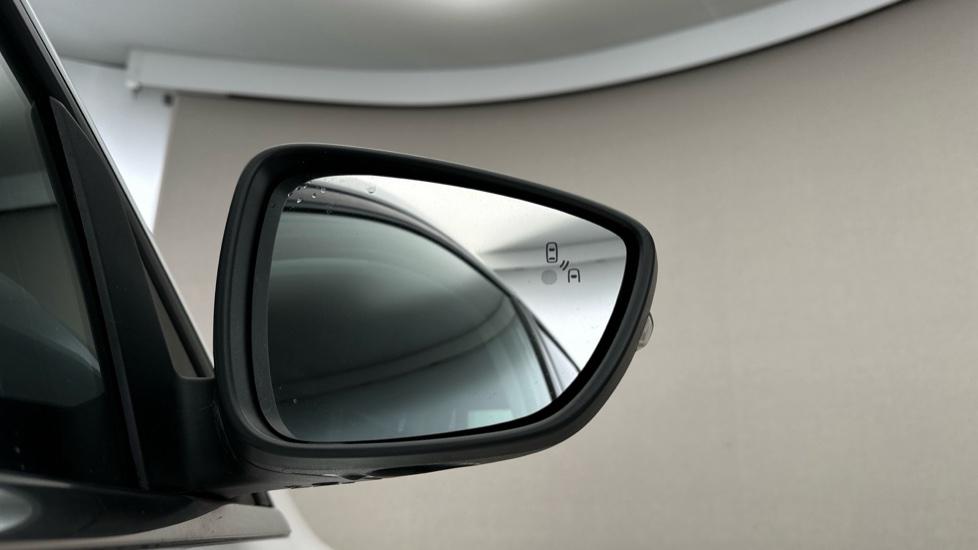 Blind Spot Monitoring System 