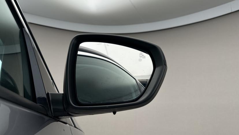 Blind Spot Monitoring System 