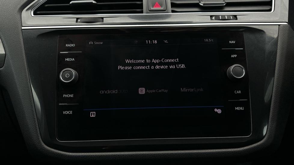 Apple Car Play & Android Auto