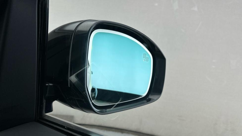 Blind Spot Monitoring System 