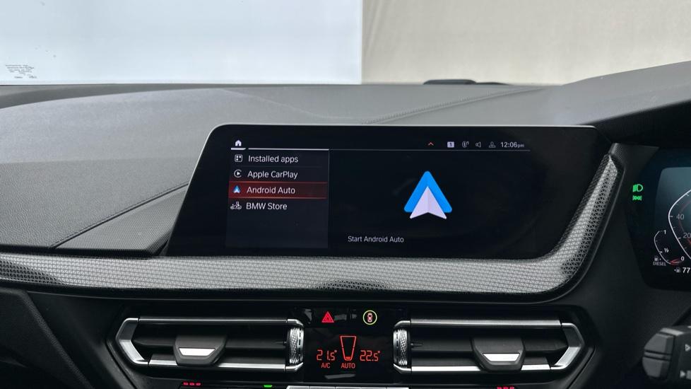 Apple Car Play & Android Auto