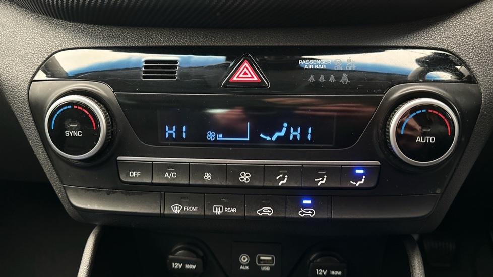 Air Conditioning /Dual Climate Control 