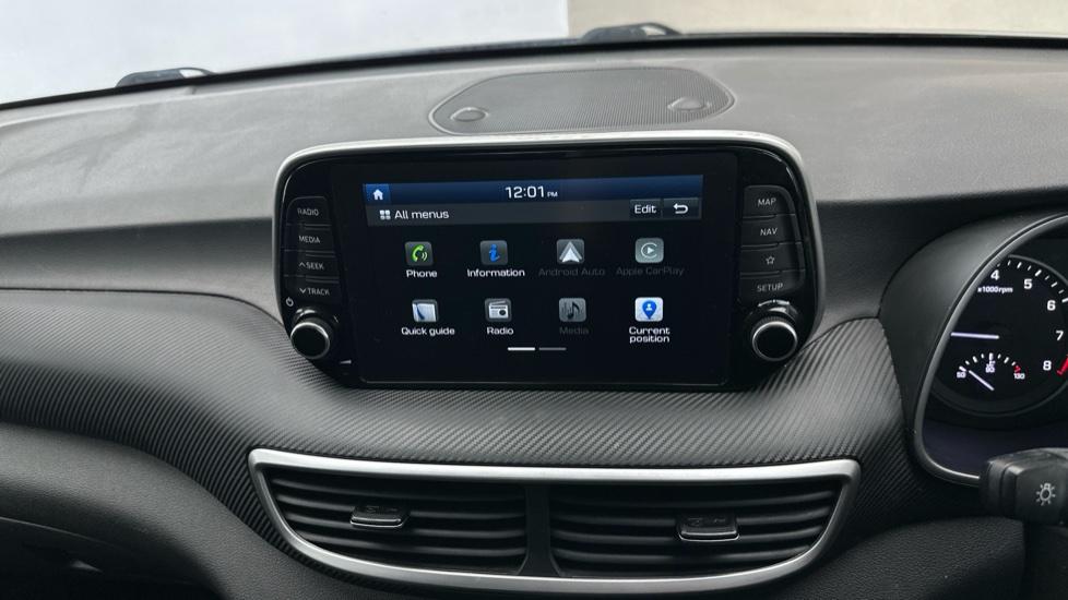 Apple Car Play & Android Auto