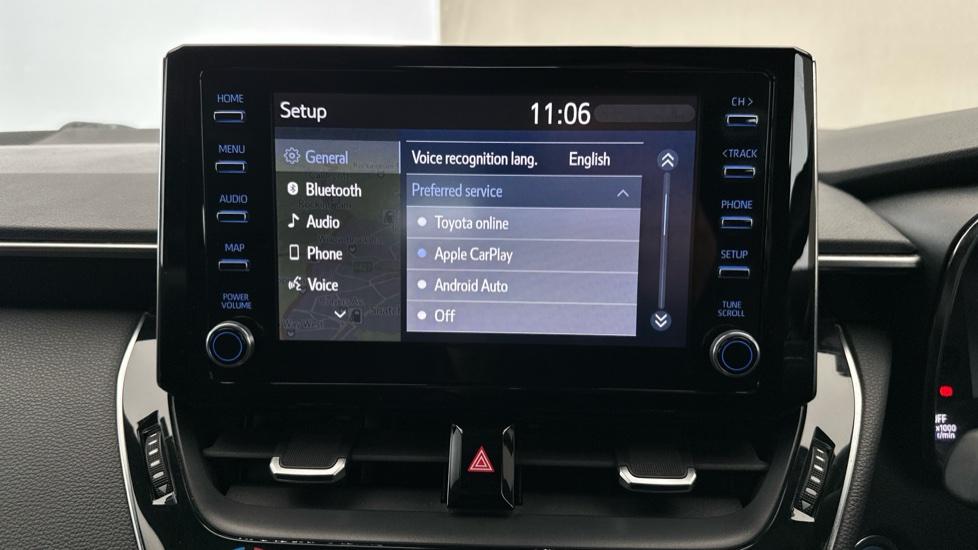 Apple Car Play & Android Auto