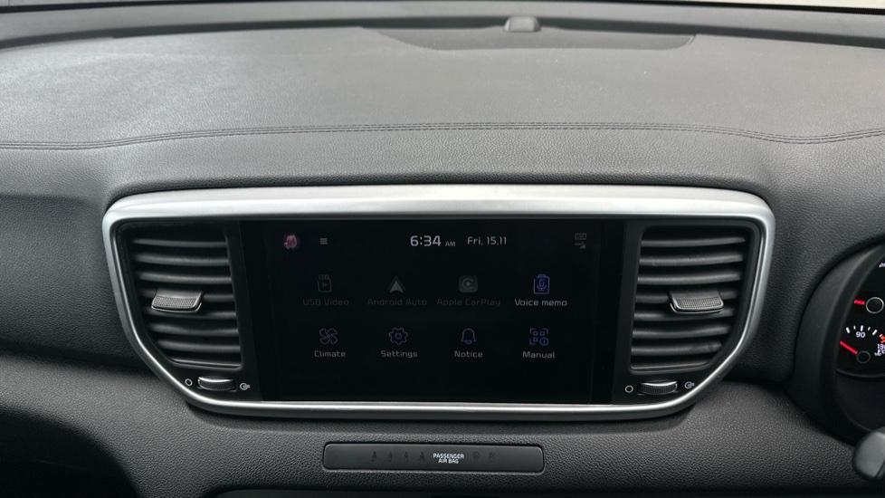 Apple Car Play & Android Auto