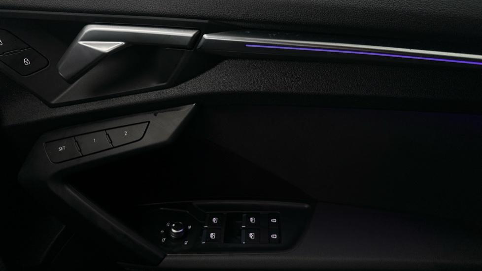 Electric Windows / Wing Mirrors /Ambient Lighting 