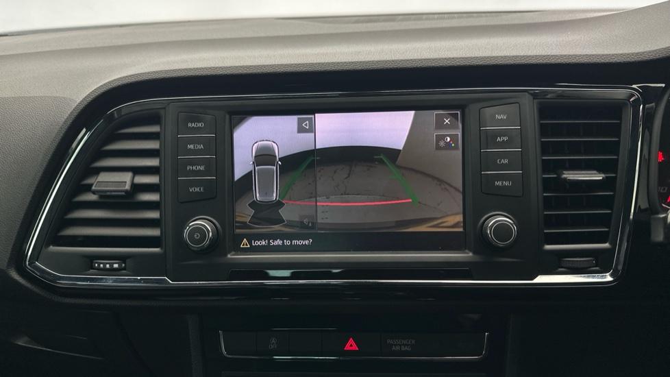 Rear View Camera /Park Pilot 