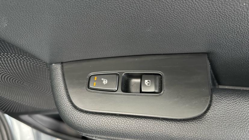 Rear Heated Seats 