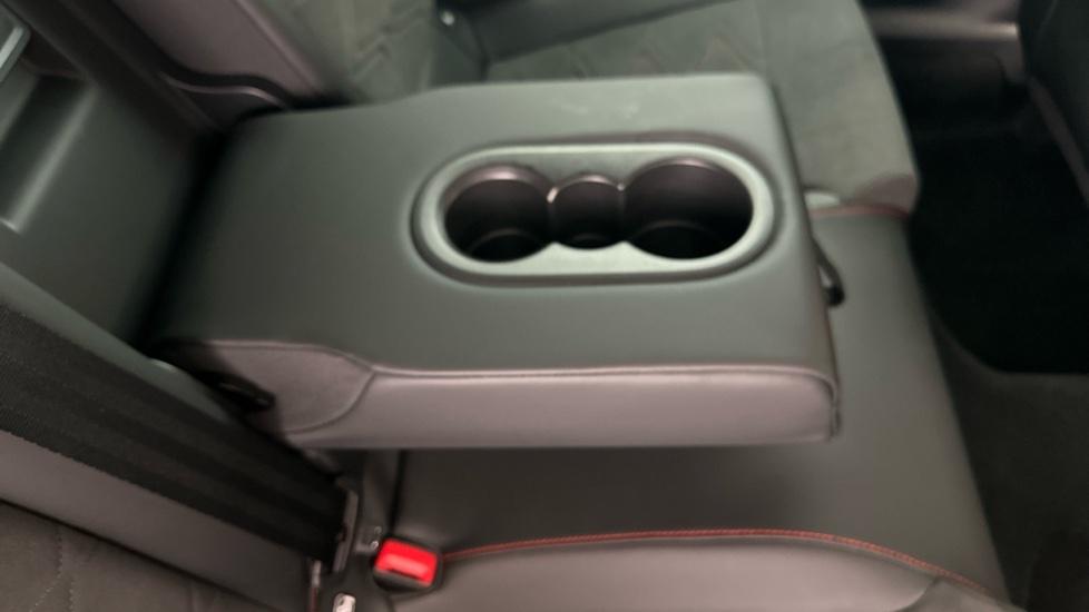 Rear Armrest/ Cup Holder