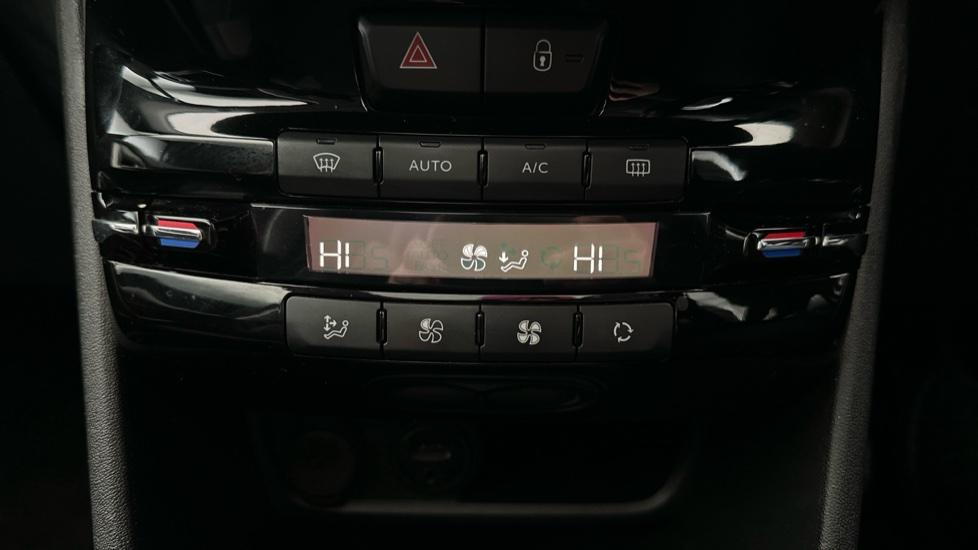 Air Conditioning /Dual Climate Control 