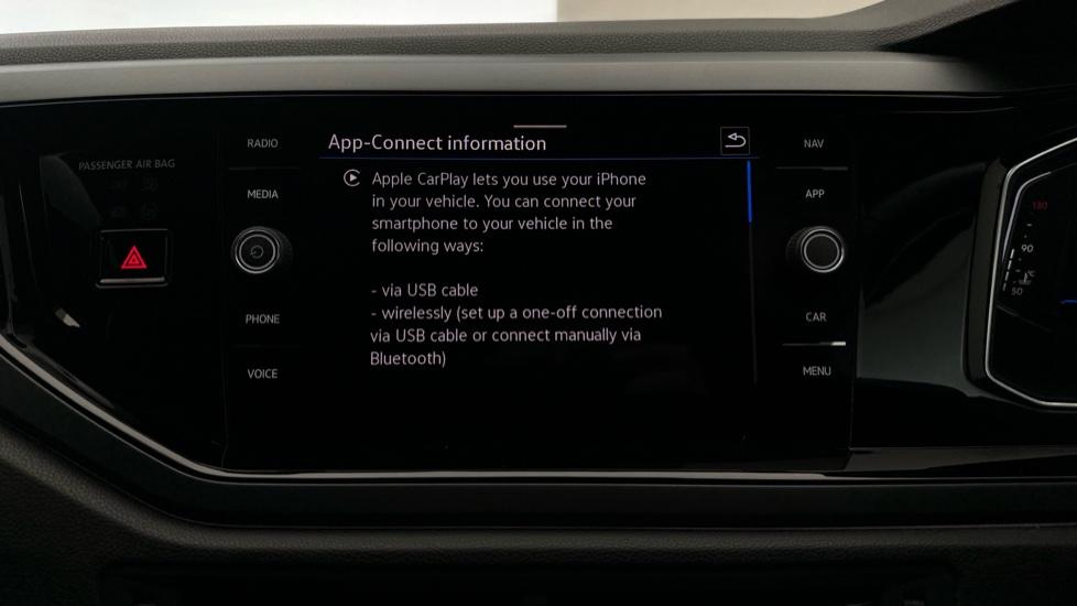 Apple Car Play & Android Auto