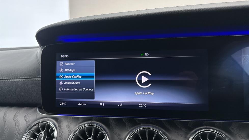 Apple CarPlay / Android Auto 