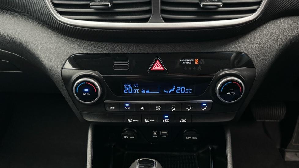 Air Conditioning /Dual Climate Control 