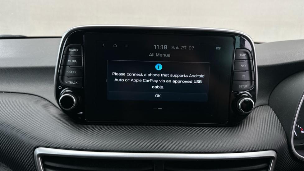 Apple Car Play & Android Auto