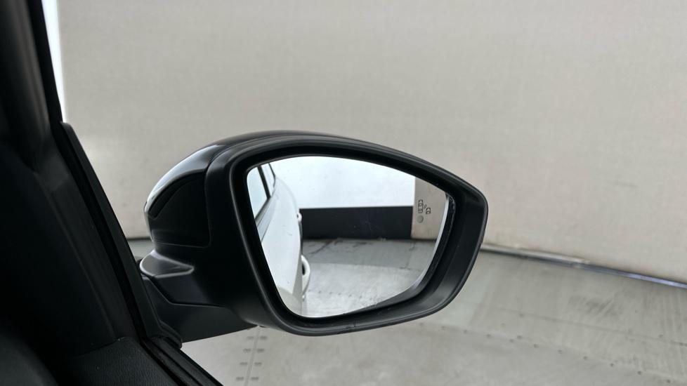 Blind Spot Monitoring System 