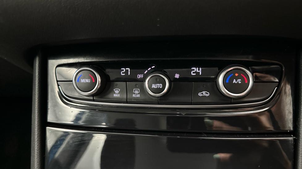 Air Conditioning /Dual Climate Control 