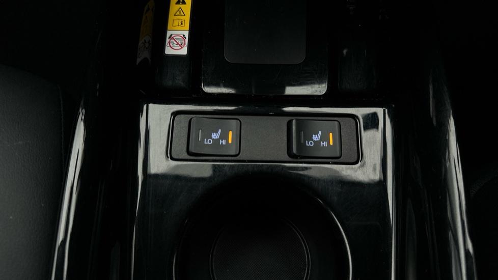 Heated Seats 