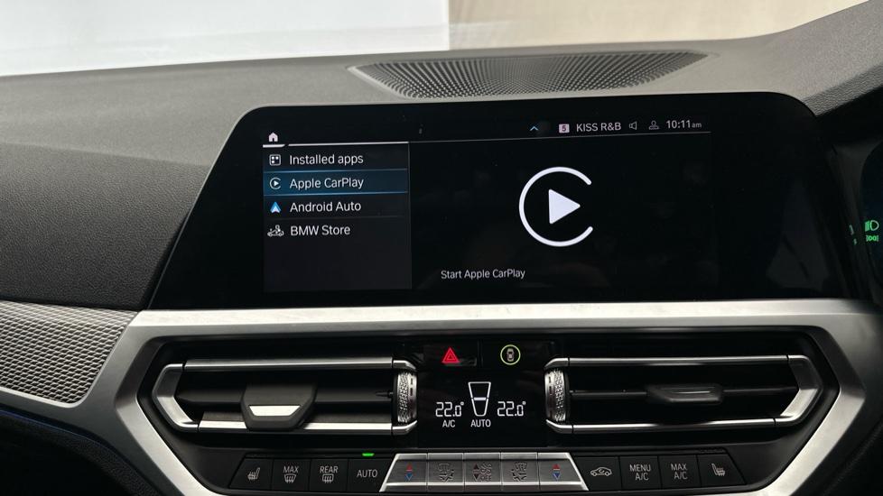 Apple Car Play & Android Auto