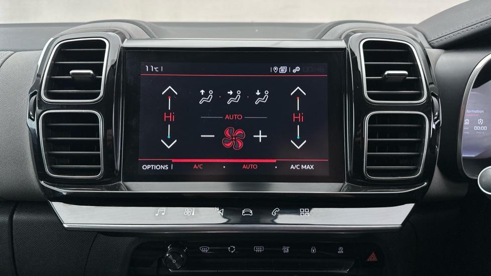 Dual Climate Control / Air Conditioning 