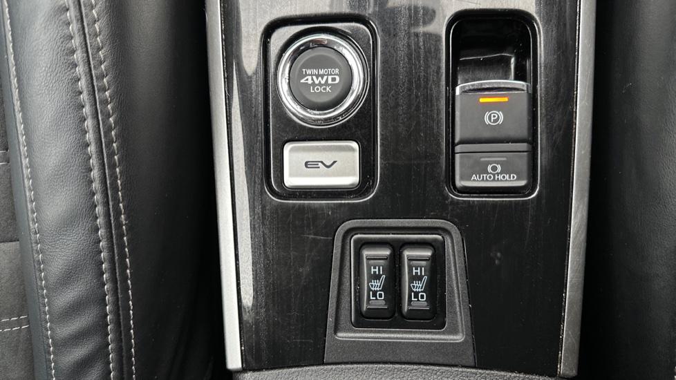 Electric Park Brake / Heated Seats 