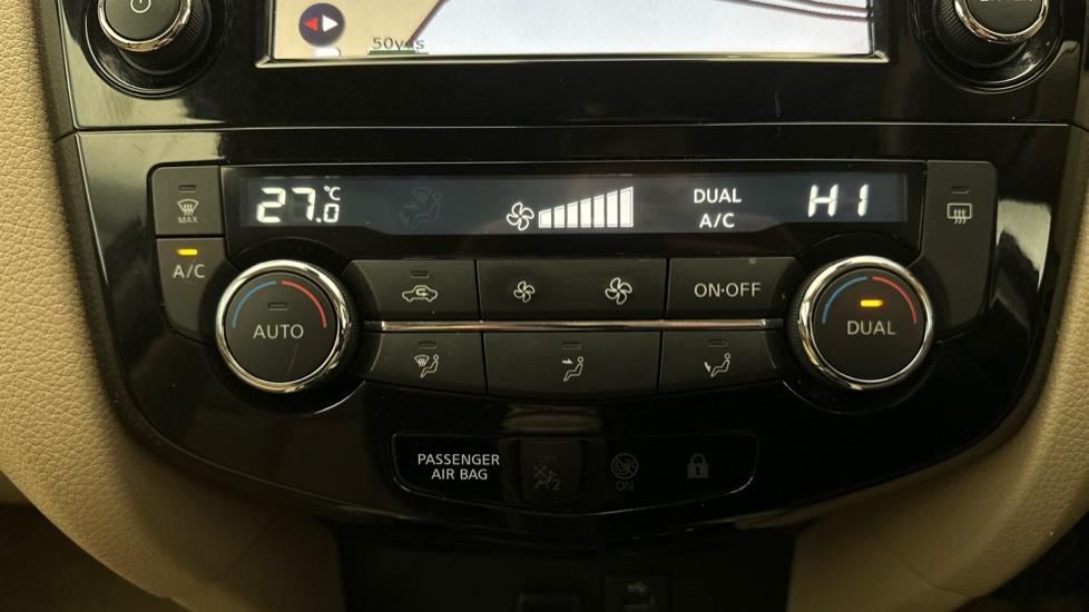 Air Conditioning /Dual Climate Control 