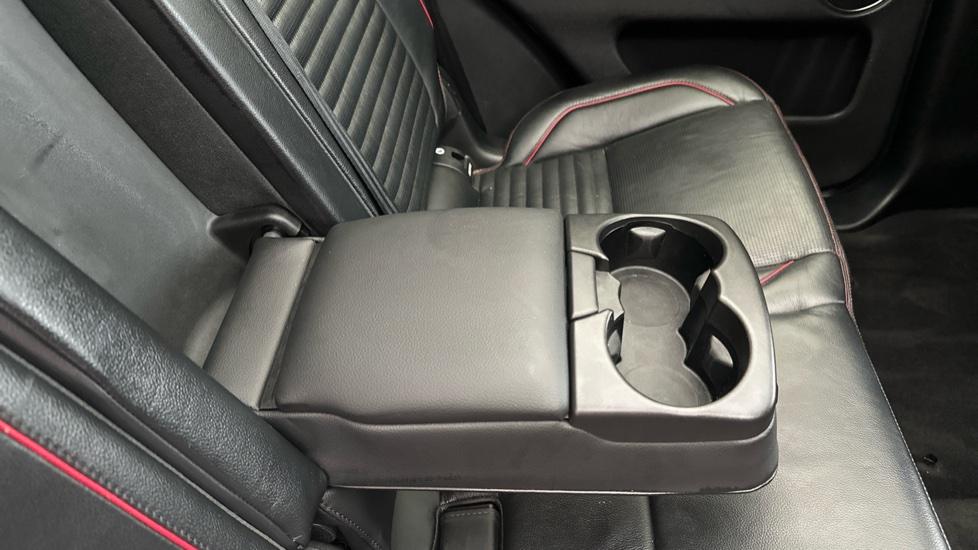 Rear Armrest/ Cup Holder