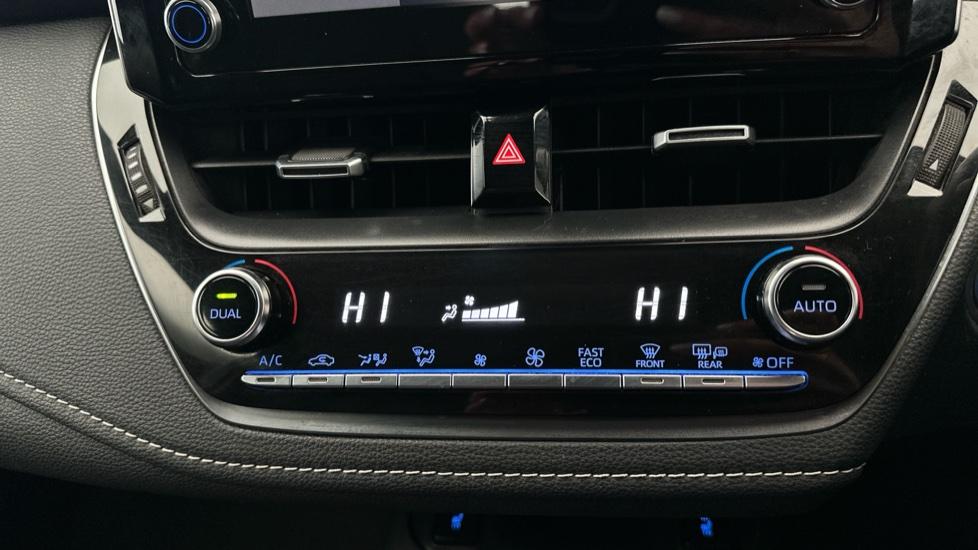 Air Conditioning /Dual Climate Control 