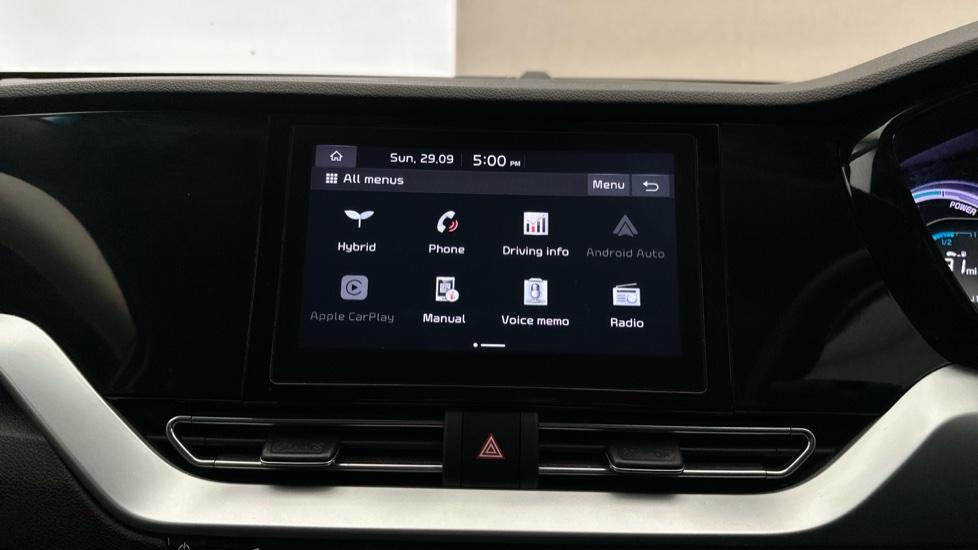 Apple Car Play & Android Auto