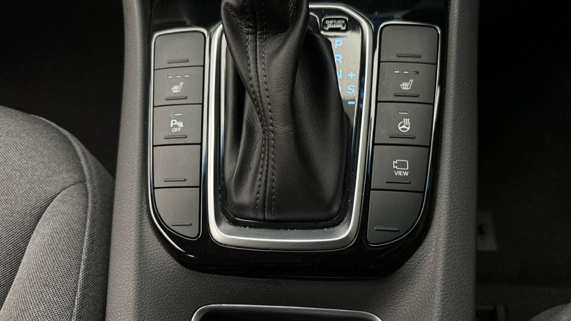 Heated Seats / Heated Steering Wheel 