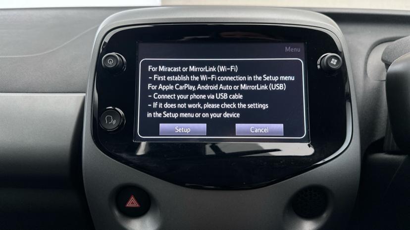 Apple Car Play & Android Auto