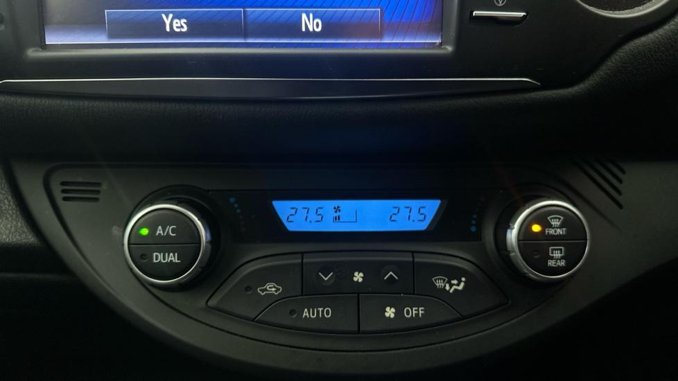 Air Conditioning /Dual Climate Control 