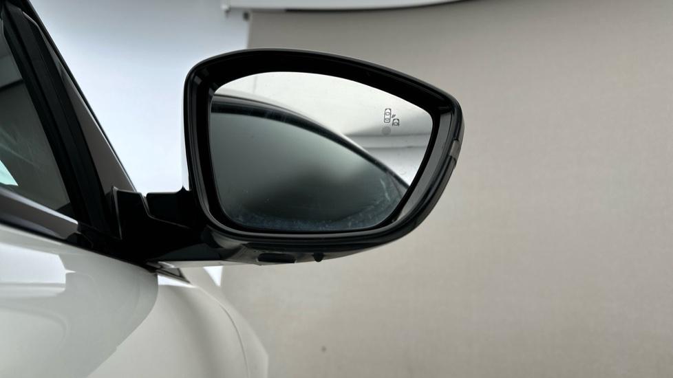 Blind Spot Monitoring System 