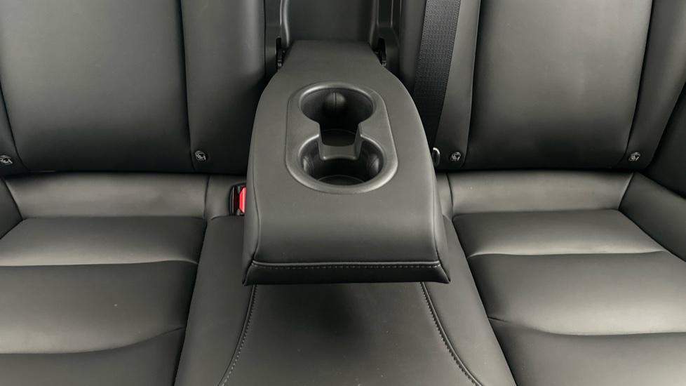 Rear Armrest/ Cup Holder