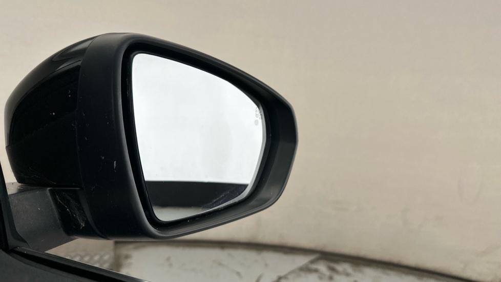 Blind Spot Monitoring System 