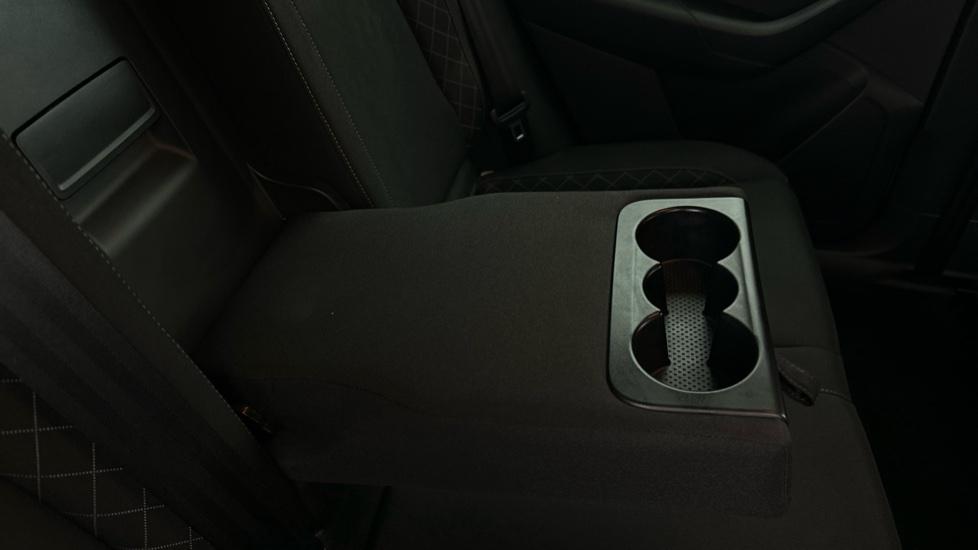 Rear Armrest/ Cup Holder