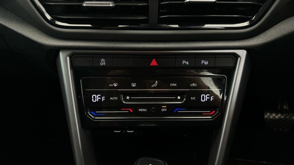 Auto Stop/Start/Air Conditioning /Dual Climate Control /Auto Park 