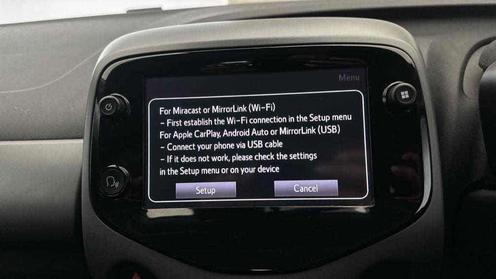 Apple Car Play & Android Auto