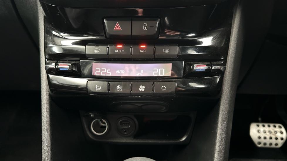 Air Conditioning /Dual Climate Control 