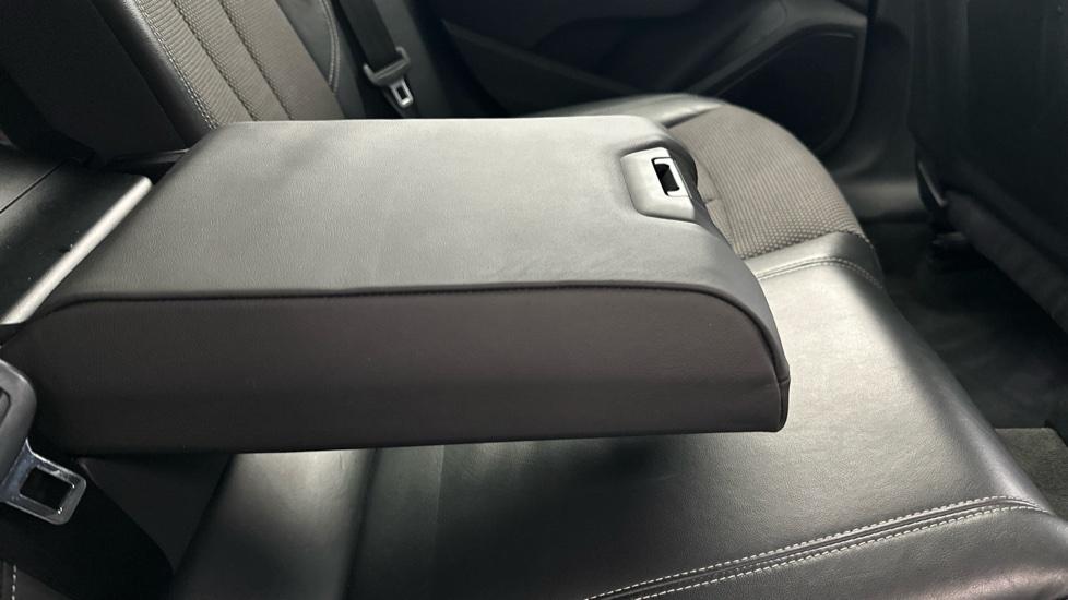 Rear Armrest 