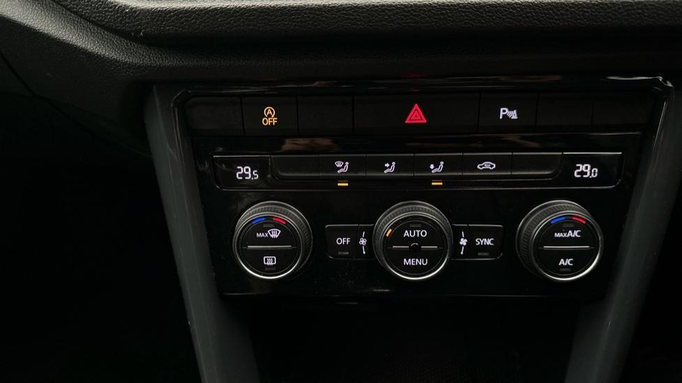 Air Conditioning /Dual Climate Control /Auto Stop/Start 