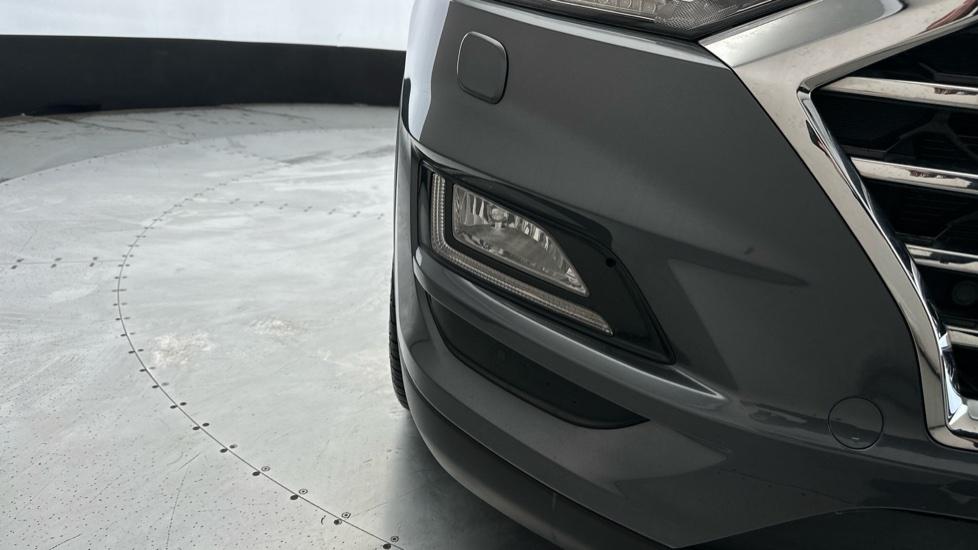 Front Parking Sensors / Headlight Washers 